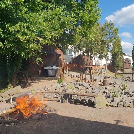 Besondere Ferienwohnung auf idyllischem Reiterhof nahe Burg Eltz Münstermaifeld Exterior foto